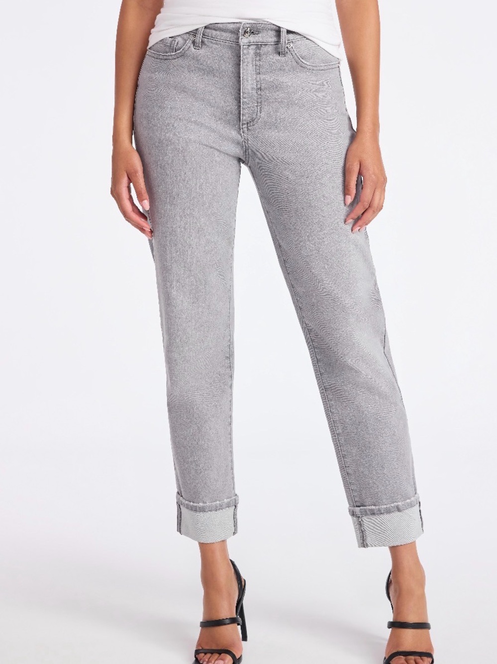 sofia by sofia vergara Women’s Beatrix Relaxed Boyfriend Jeans